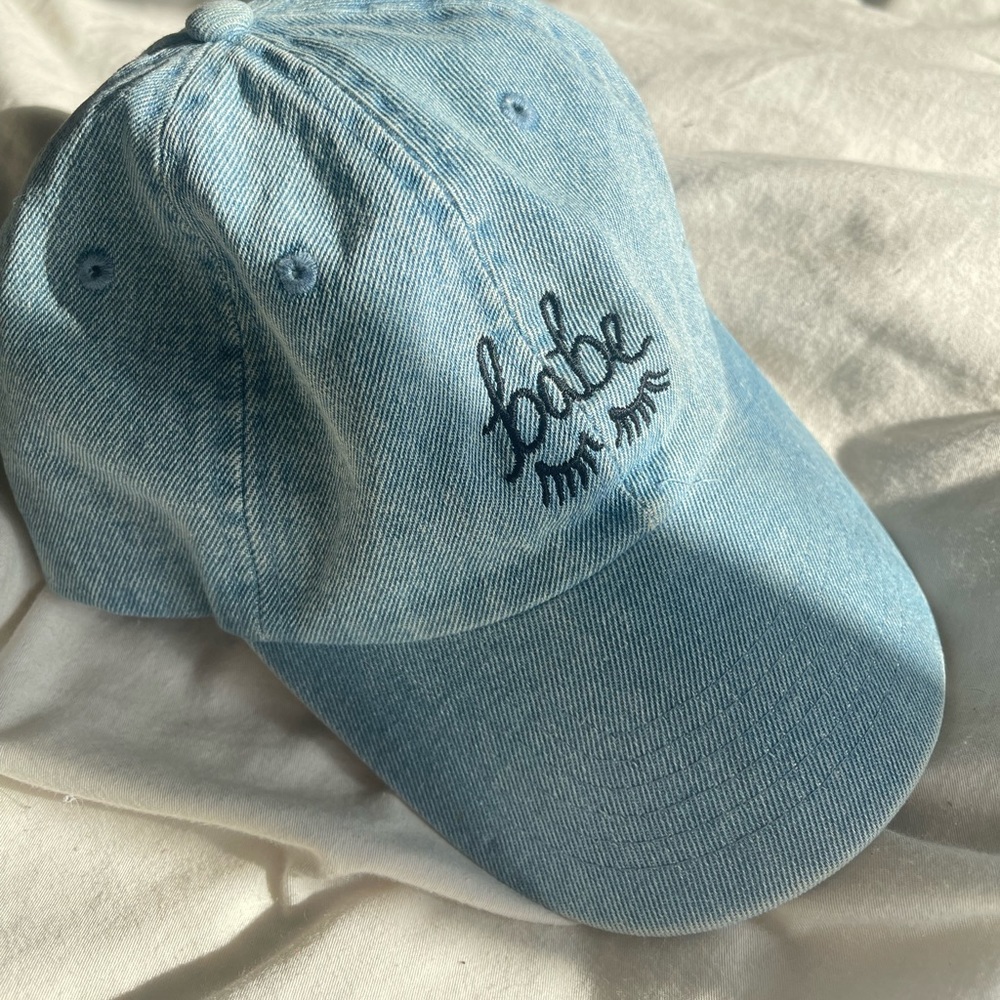 Urban Outfitters baseball cap. Great condition!